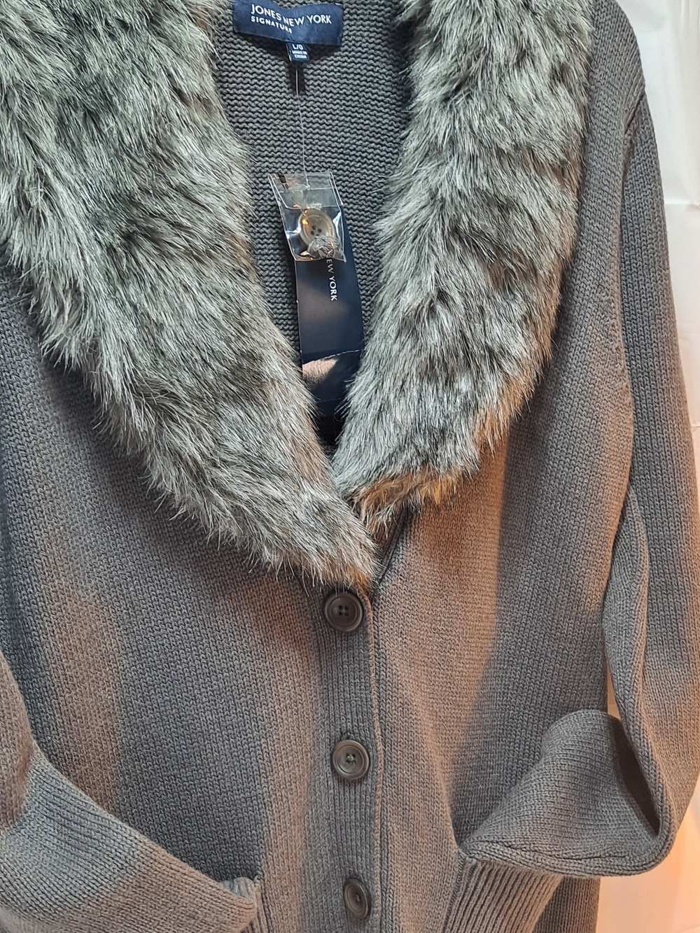 Jones New York Gray Knit Cardigan with Faux Fur Collar